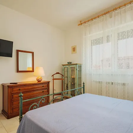Apartment Maestrale By Interhome Viareggio
