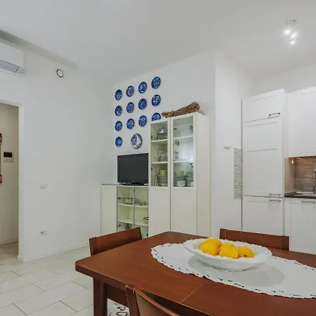 Maestrale By Interhome * Виареджо