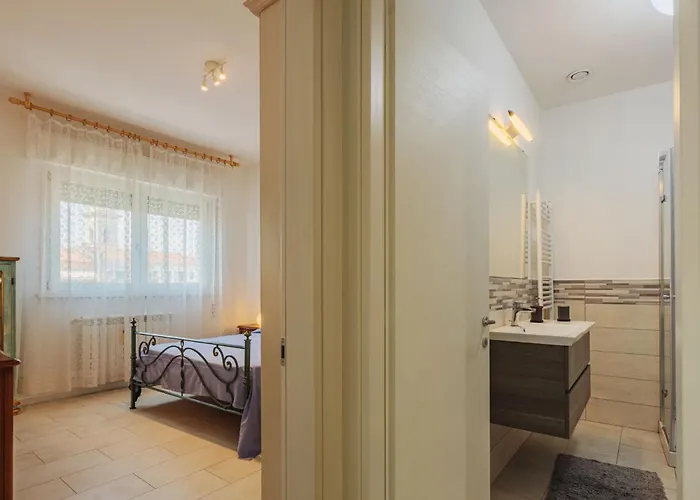 Maestrale By Interhome شقة فياريجيو